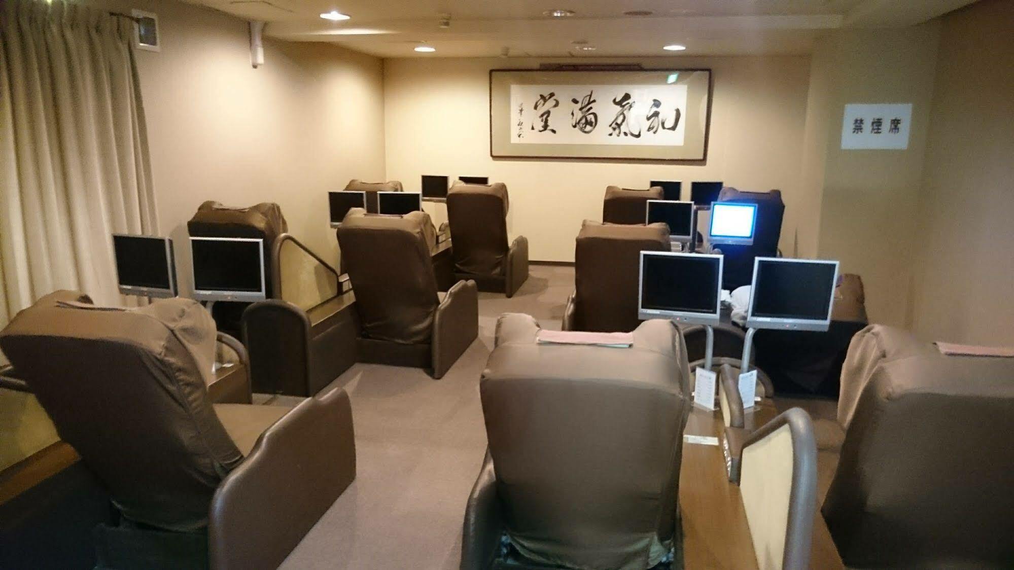Capsule And Sauna New Japan Ex هيروشيما المظهر الخارجي الصورة